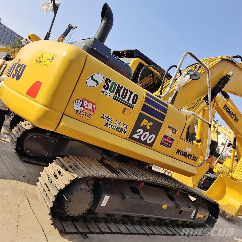 Komatsu PC 200-8 履带挖掘机