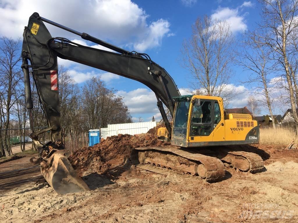 Volvo EC 240 B N LC 履带挖掘机