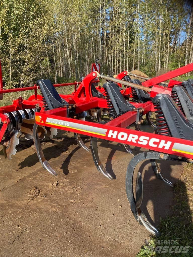 Horsch Terrano 3 FX 手扶中耕机
