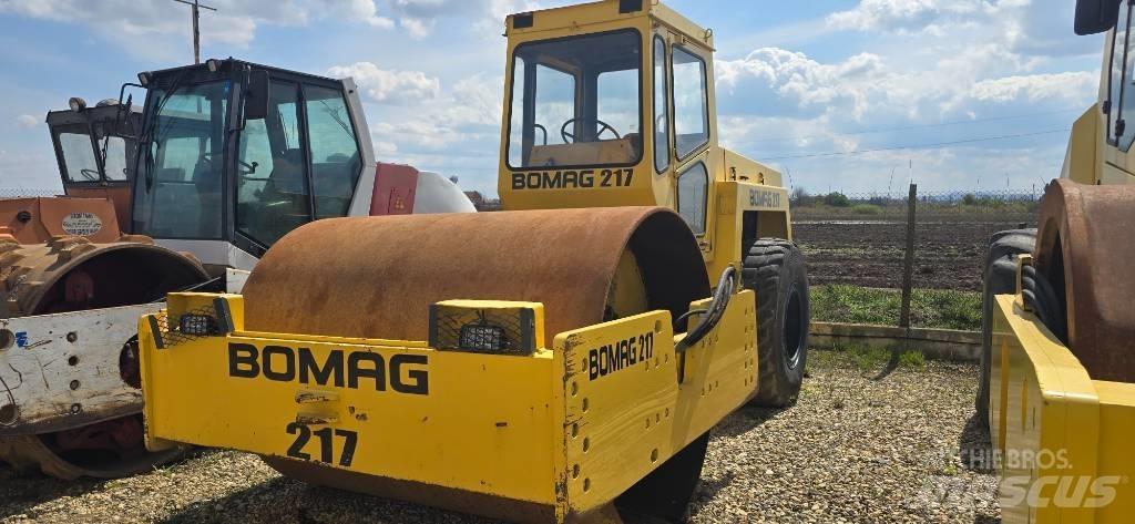 Bomag BW 217 D 单轮压路机