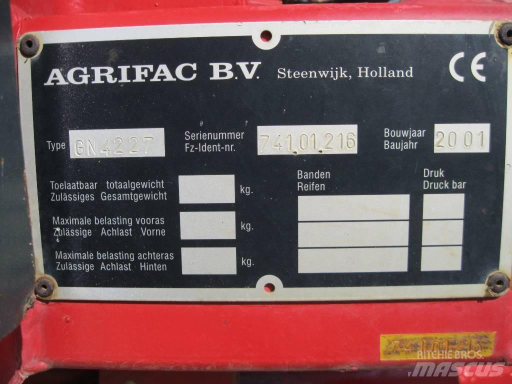 Agrifac GN 4227 牵引式喷雾机