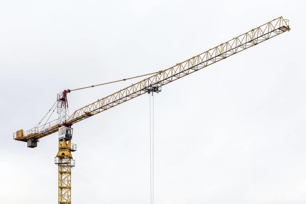 Liebherr 80HC 塔式起重机