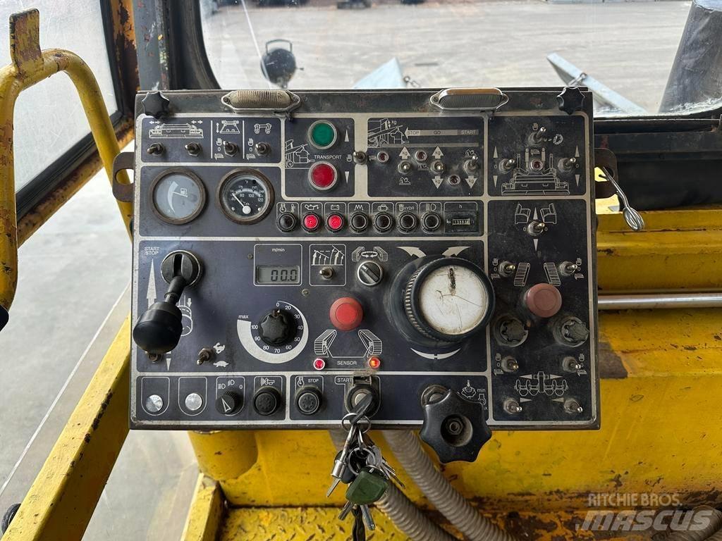 Demag DF 140 C 沥青摊铺机