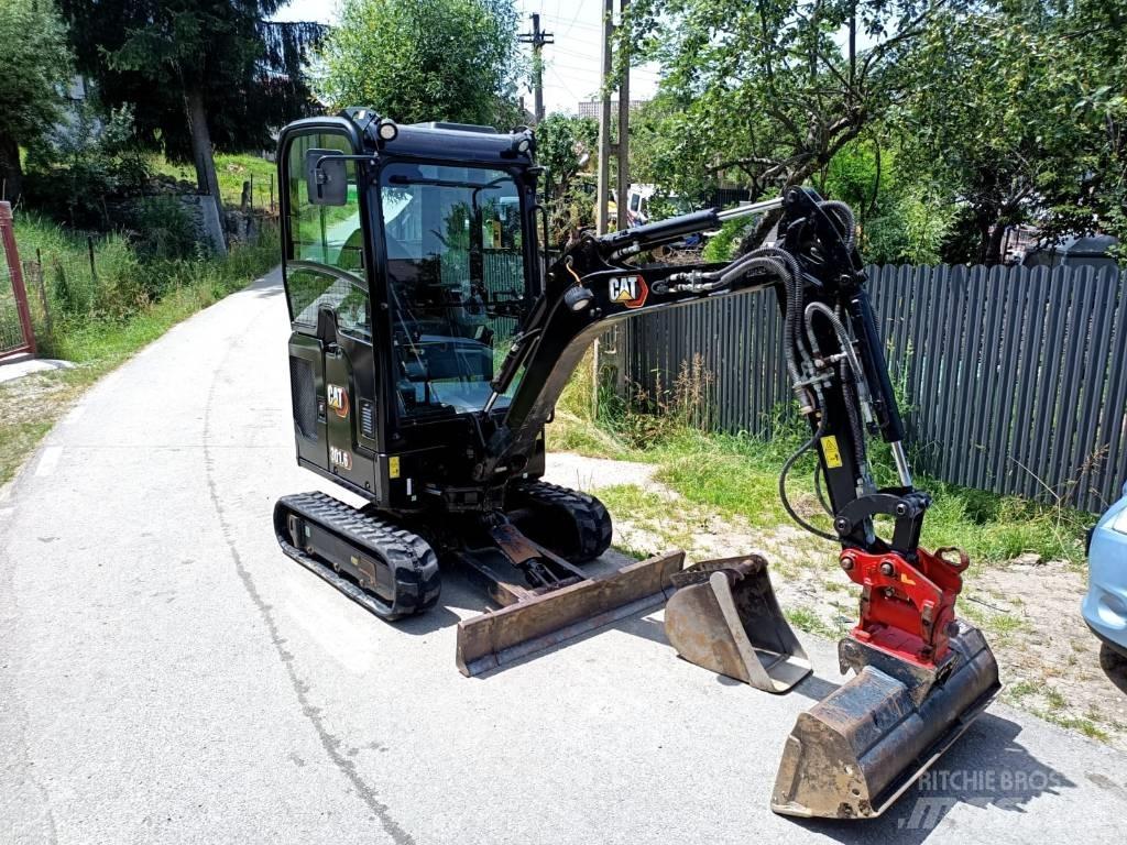 CAT 301.6  05A 小型挖掘机