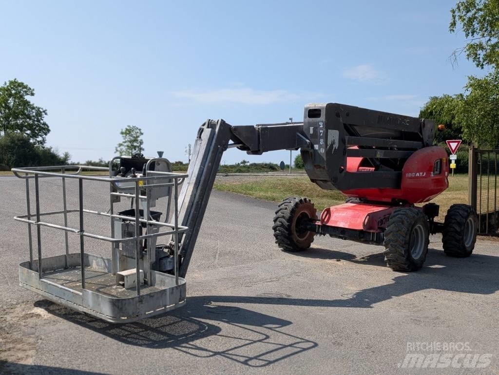 Manitou 180 ATJ 曲臂高空工作平台