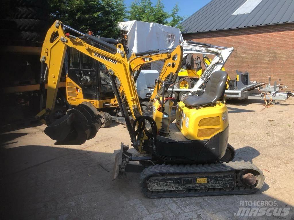 Yanmar Vio 10 小型挖掘机