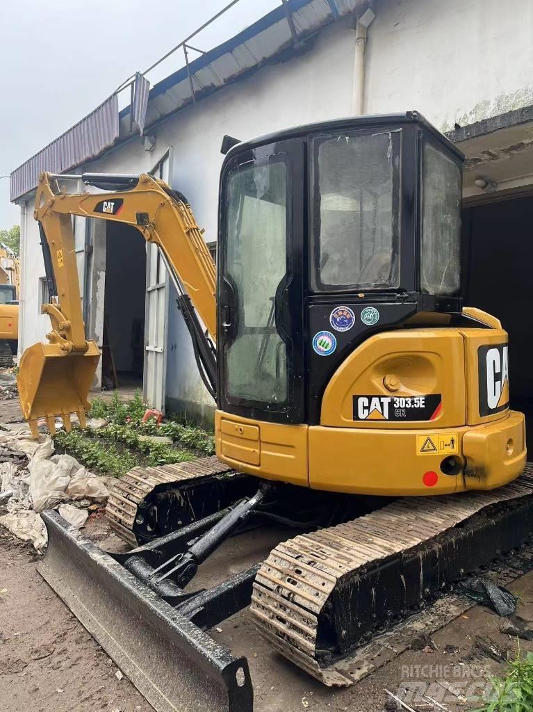 CAT 303.5E 小型挖掘机