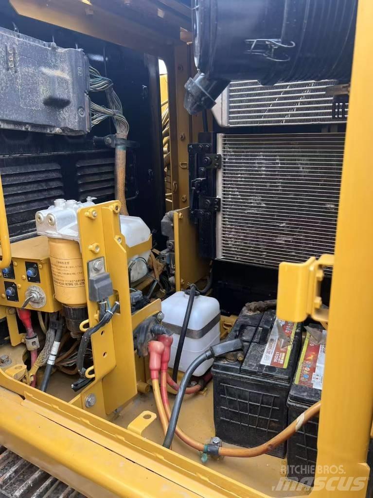 CAT 312D2GC 中型挖掘机