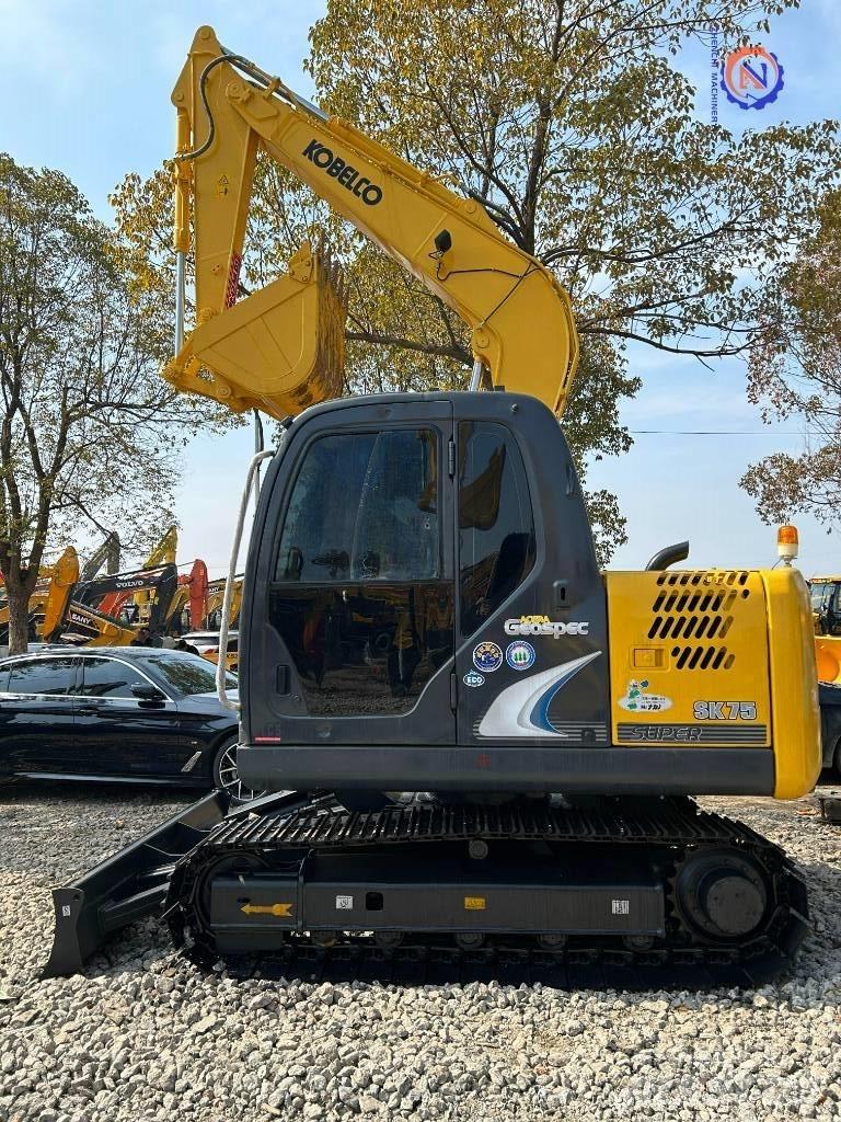 Kobelco SK 75 履带挖掘机