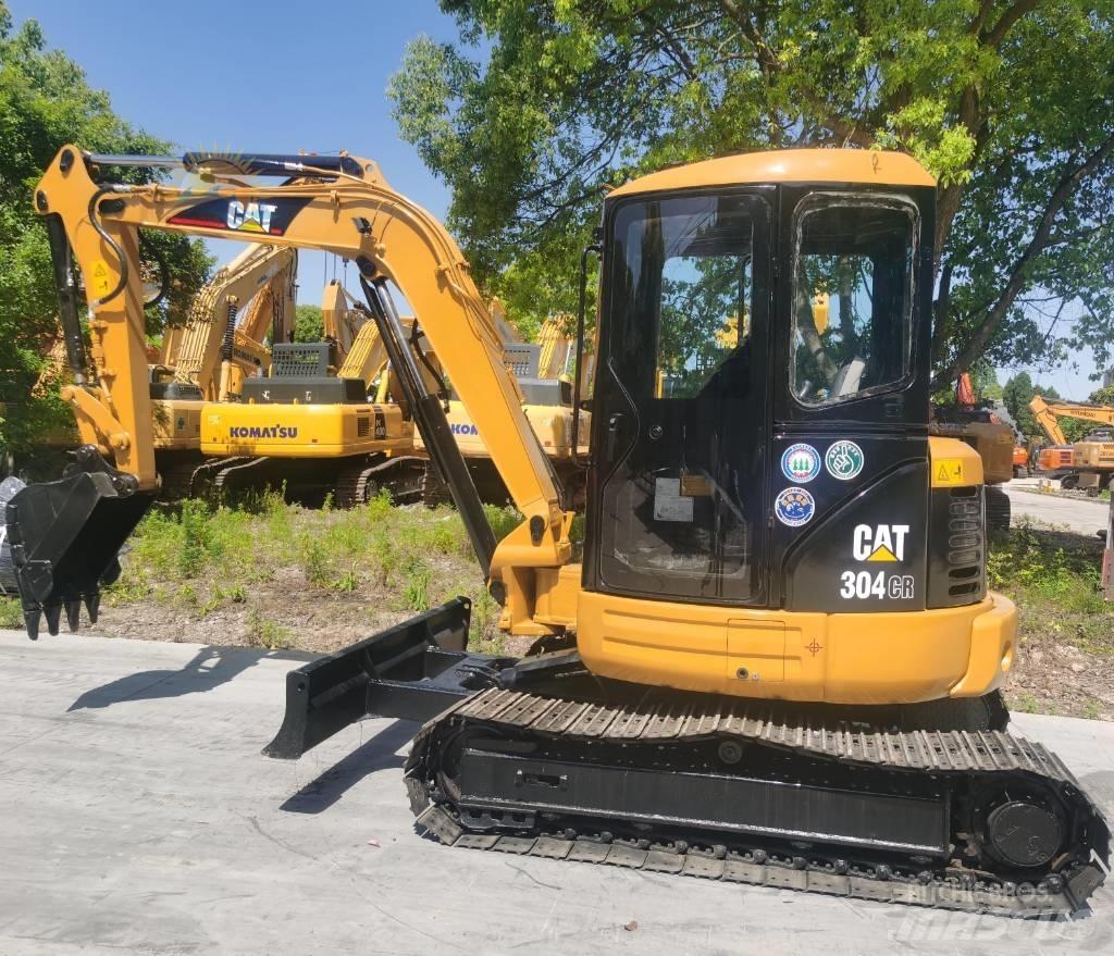 CAT 304 CR 小型挖掘机