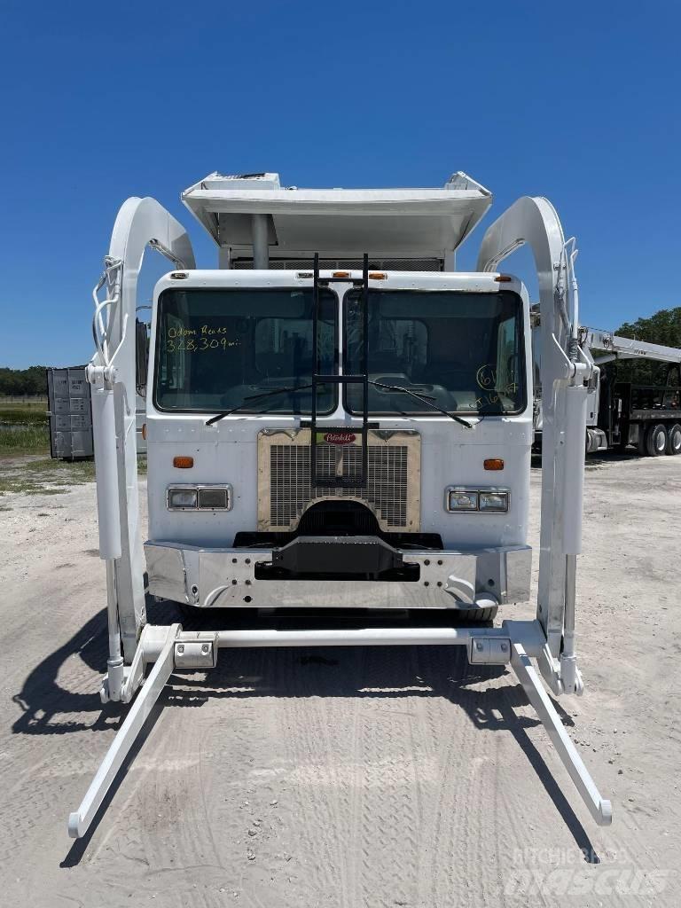 Peterbilt 320 垃圾车