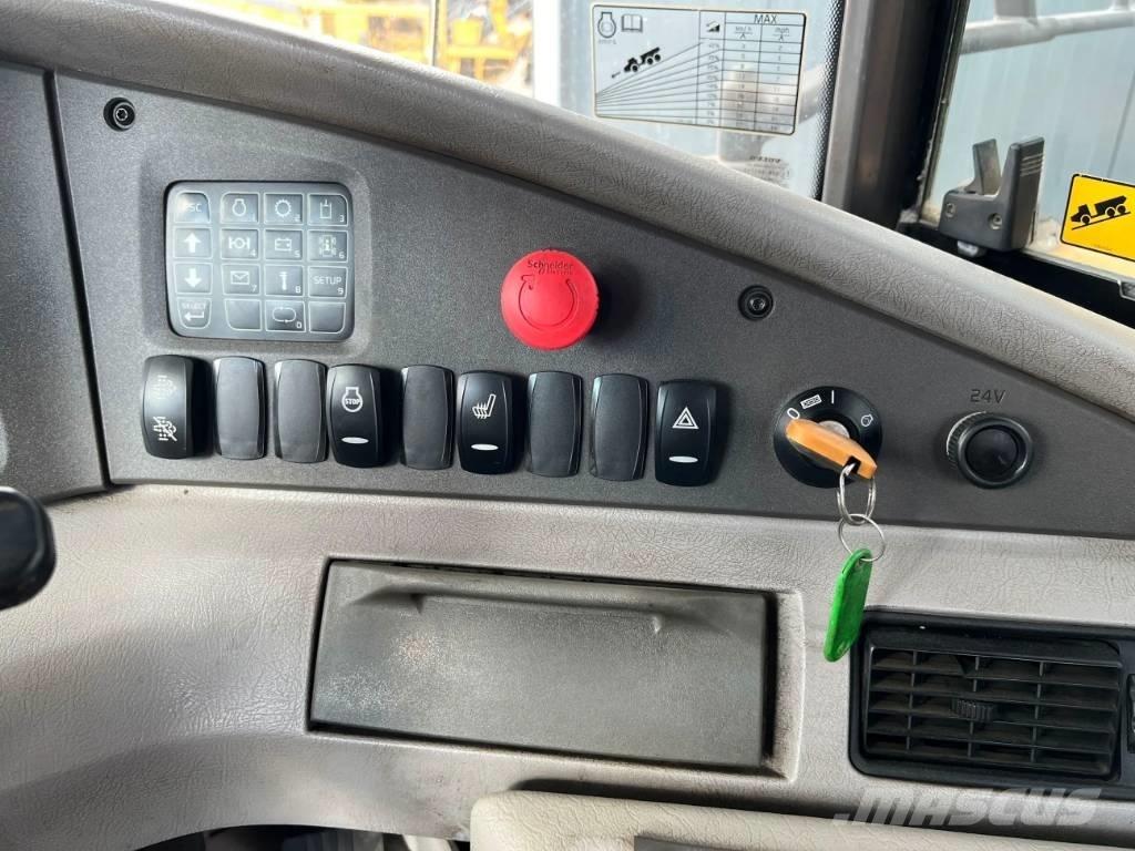 Volvo A35G 铰接式自卸车