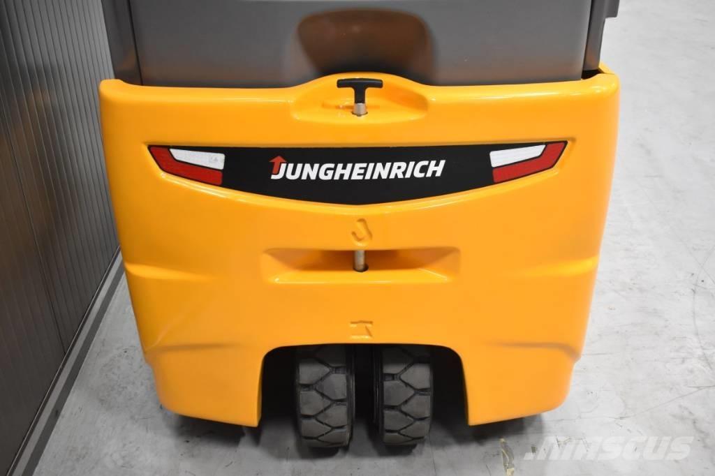 Jungheinrich EFG 213 电动叉车