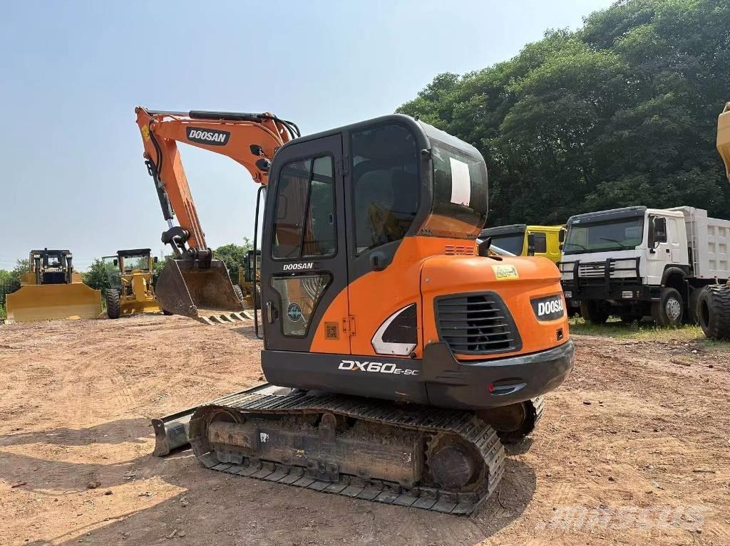 Doosan DX 60 履带挖掘机