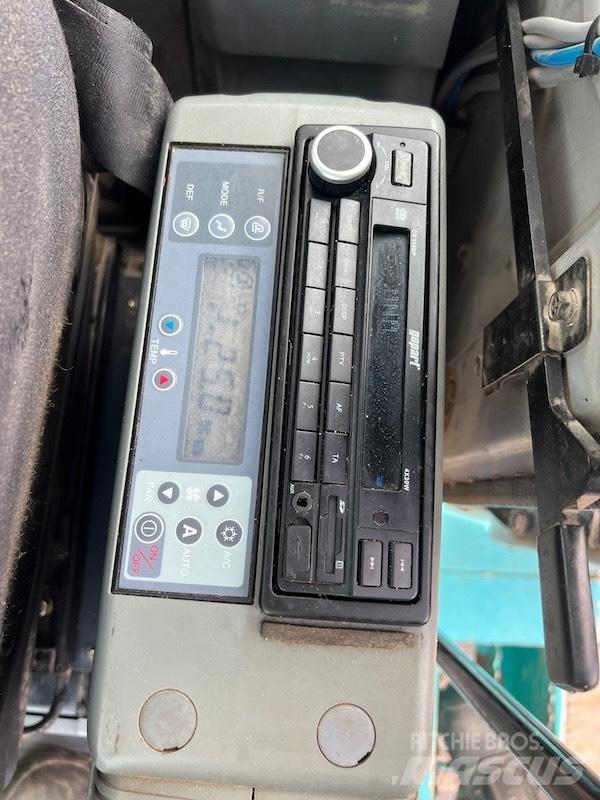 Kobelco SK 235 SR LC 履带挖掘机