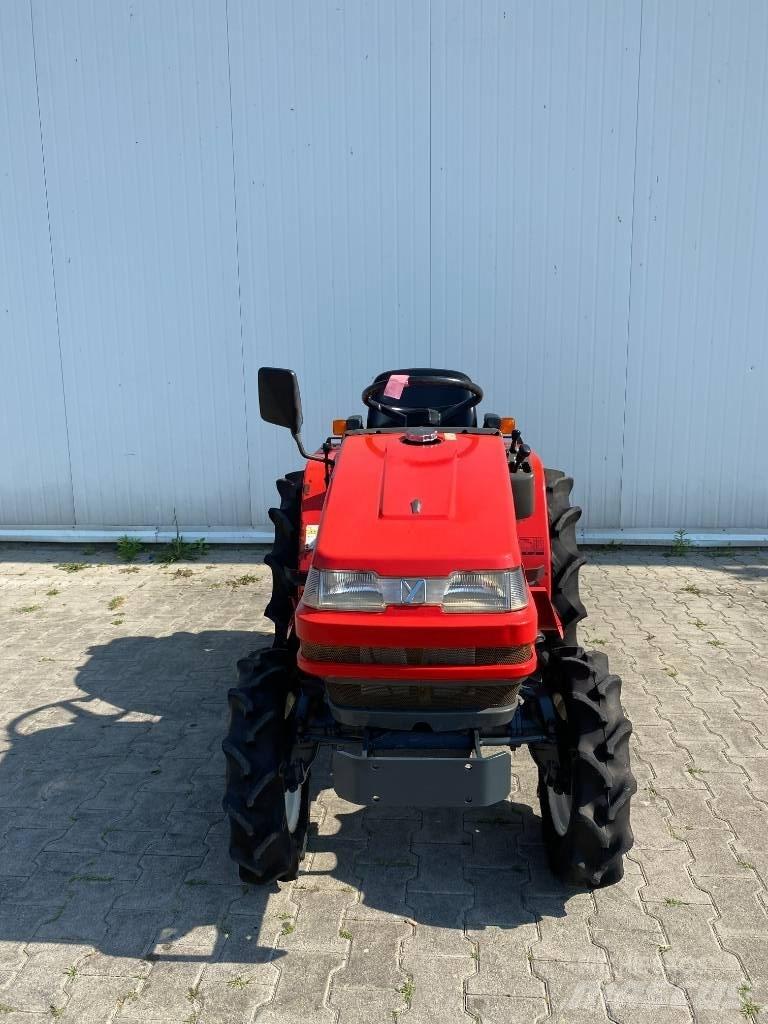 Yanmar Ke4 小型拖拉机
