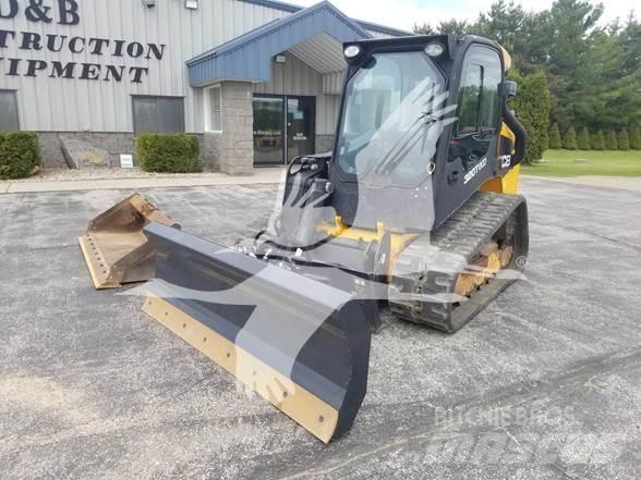 JCB 320T 滑移装载机