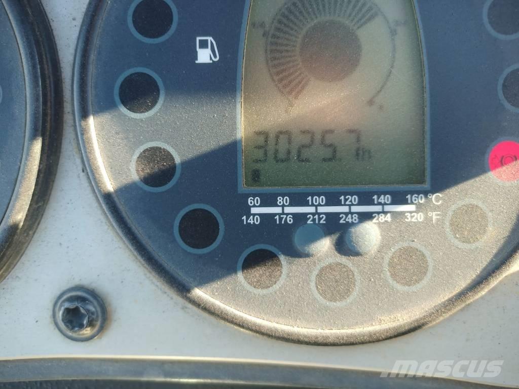 Bomag BW 100 AD-5 双轮压路机