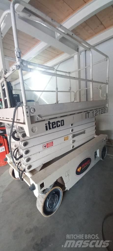 Iteco 12122 剪叉式升降机