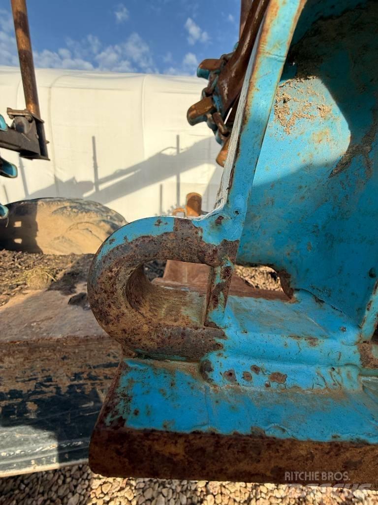 Komatsu 865 集运机