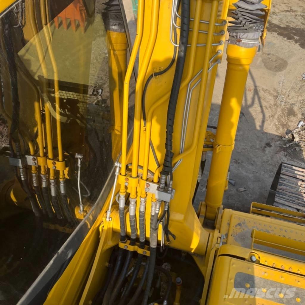 Komatsu PC 120 中型挖掘机