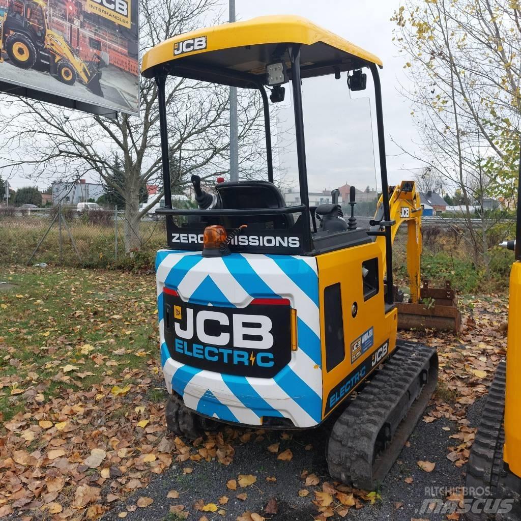 JCB 19 C-IE 小型挖掘机