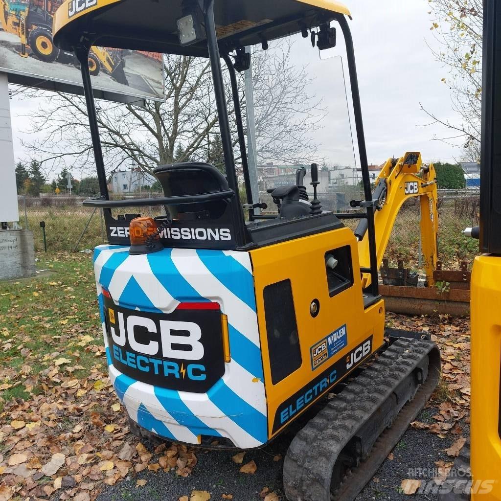 JCB 19 C-IE 小型挖掘机
