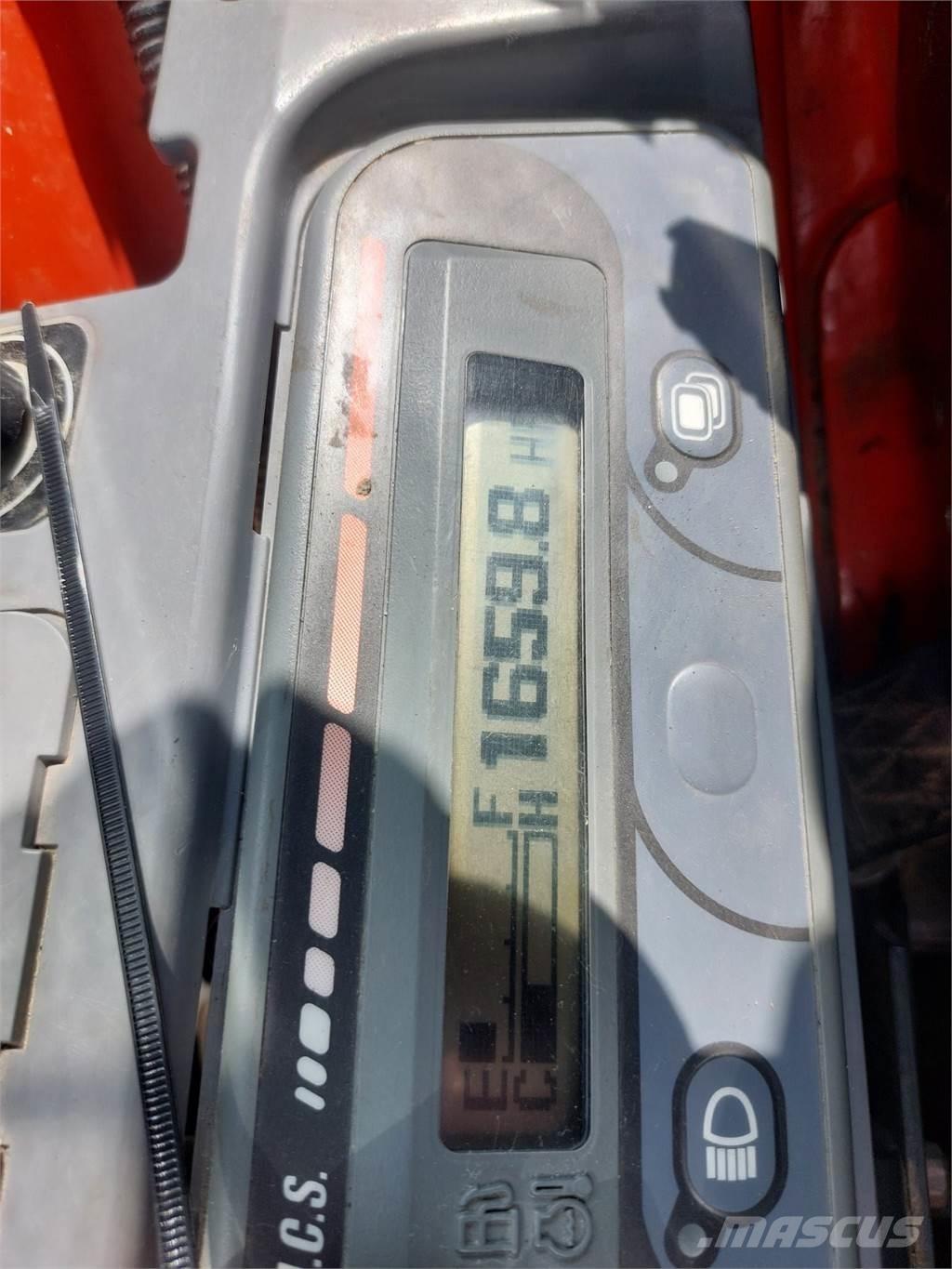Kubota U25-3 小型挖掘机