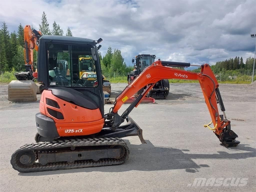 Kubota U25-3 小型挖掘机