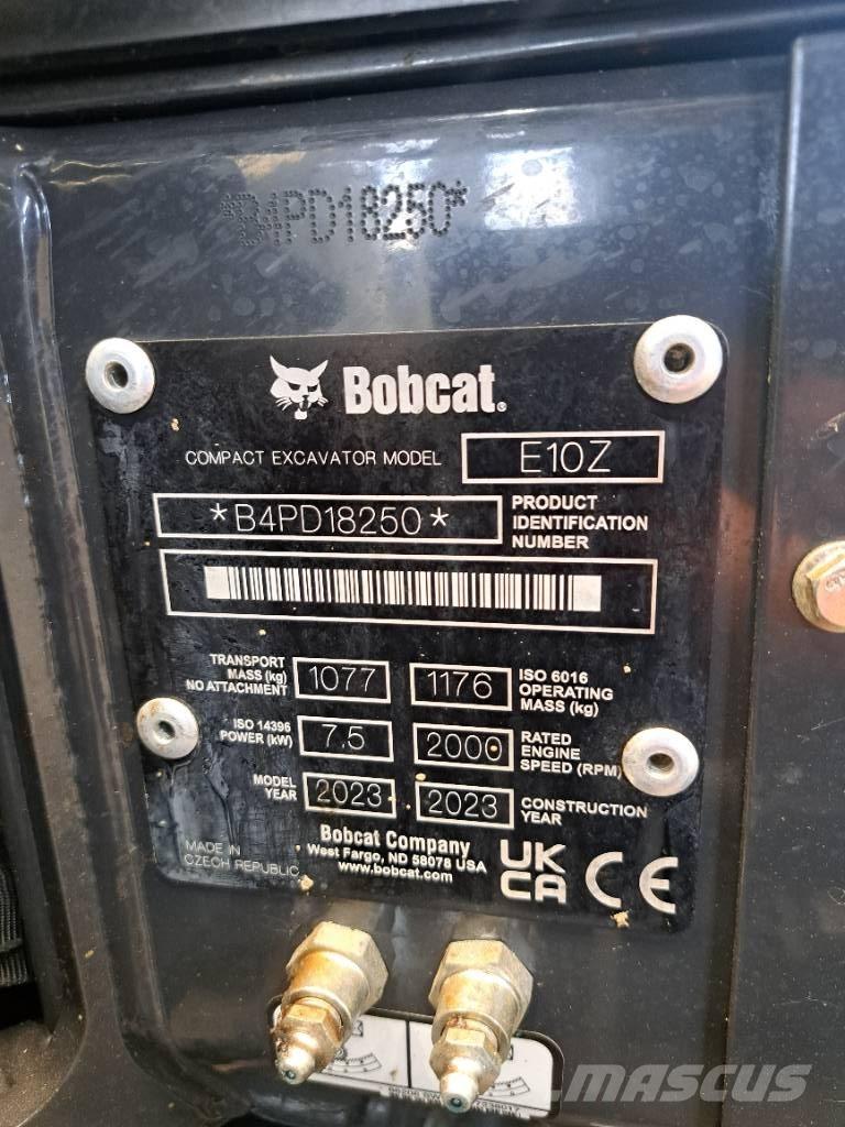 Bobcat E10Z 小型挖掘机