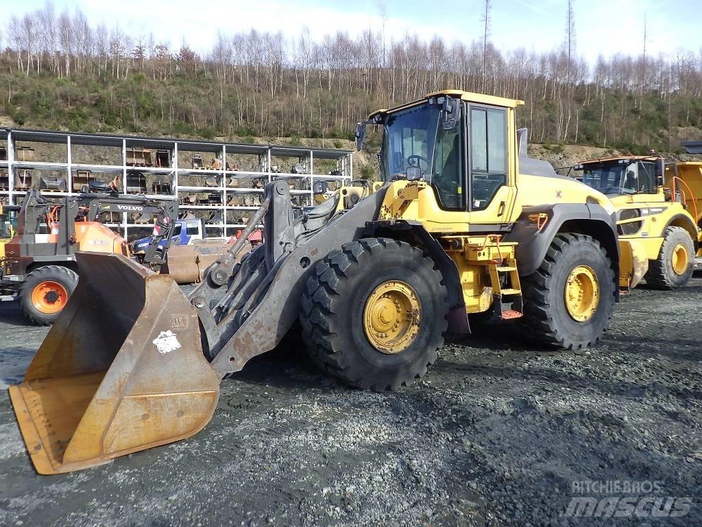 Volvo L 110 H 轮式装载机