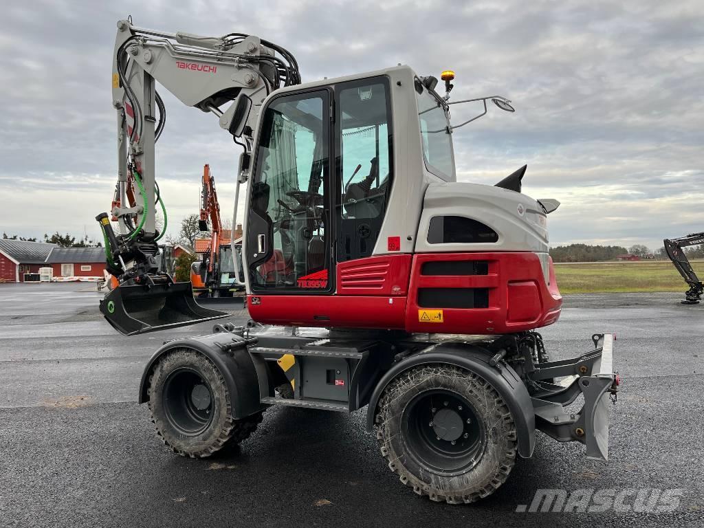 Takeuchi TB 395 W 轮式挖掘机