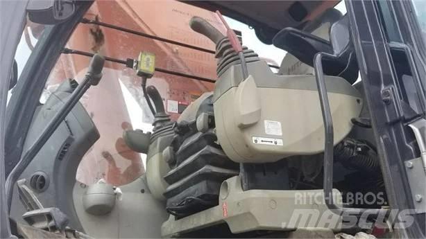 Hitachi ZX 670 履带挖掘机