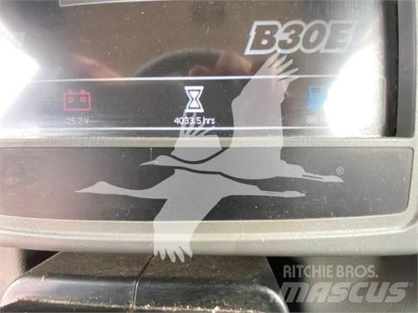 Bell B30E 铰接式自卸车