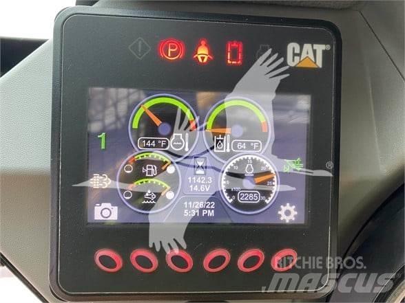 CAT 299D3 滑移装载机