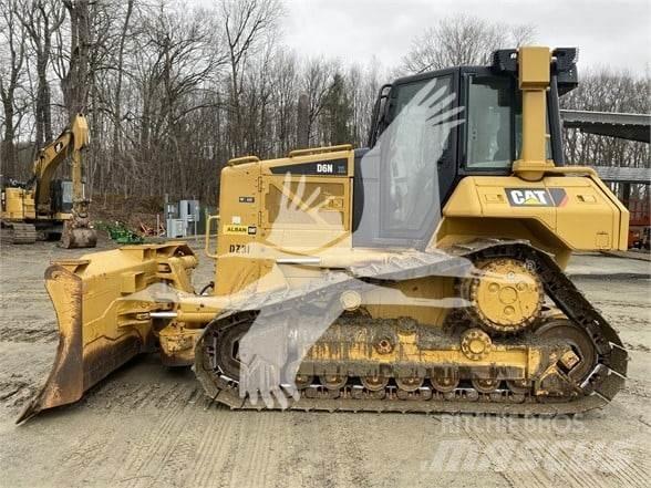 CAT D6N XL 履带式推土机