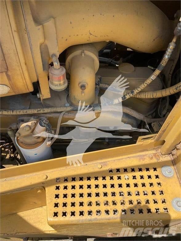 CAT D8N 履带式推土机
