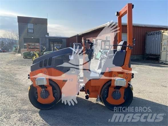 Hamm HD12VV 单轮压路机
