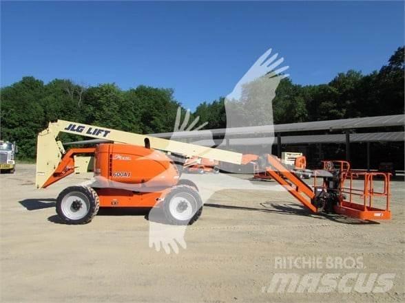 JLG 600AJ 曲臂高空工作平台