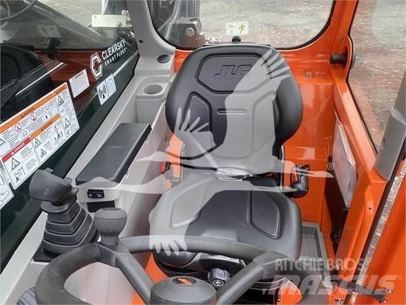 JLG 742 伸缩臂叉装车|叉装车