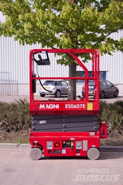 Magni ES0607E 剪叉式升降机