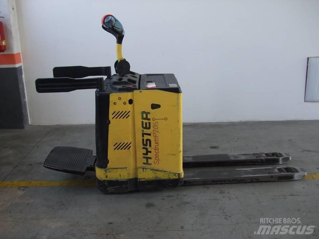 Hyster P2.0S 电动搬运车