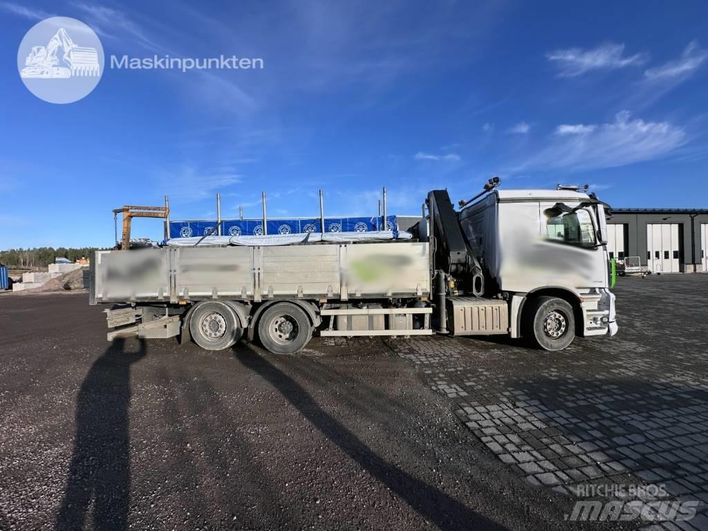 Mercedes-Benz 2543 起重车