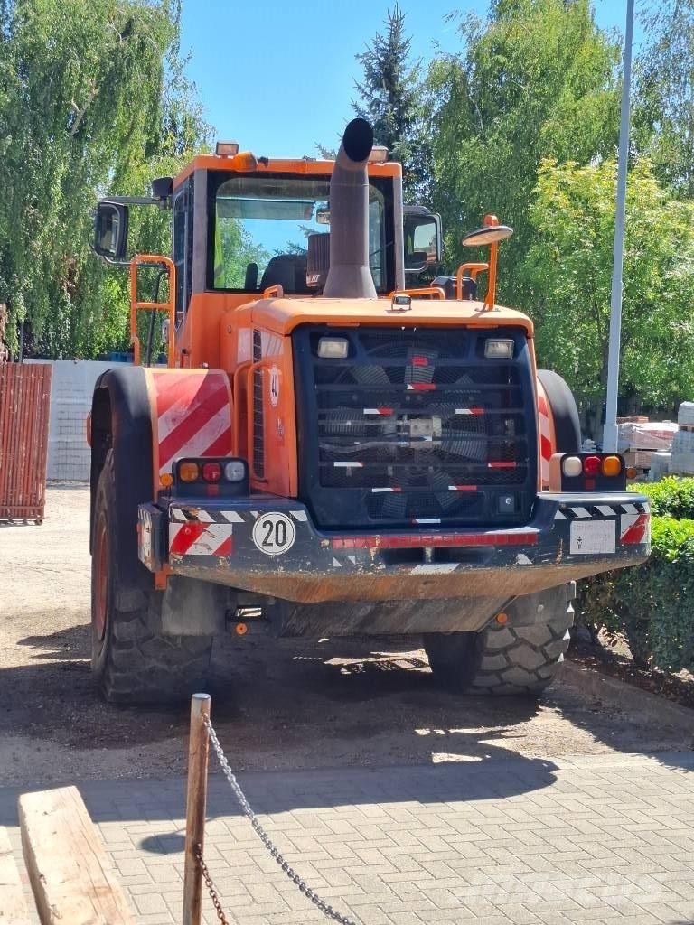 Doosan DL 350 反铲装载机