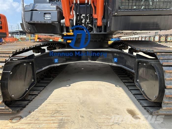 Hitachi ZX 200-3 履带挖掘机