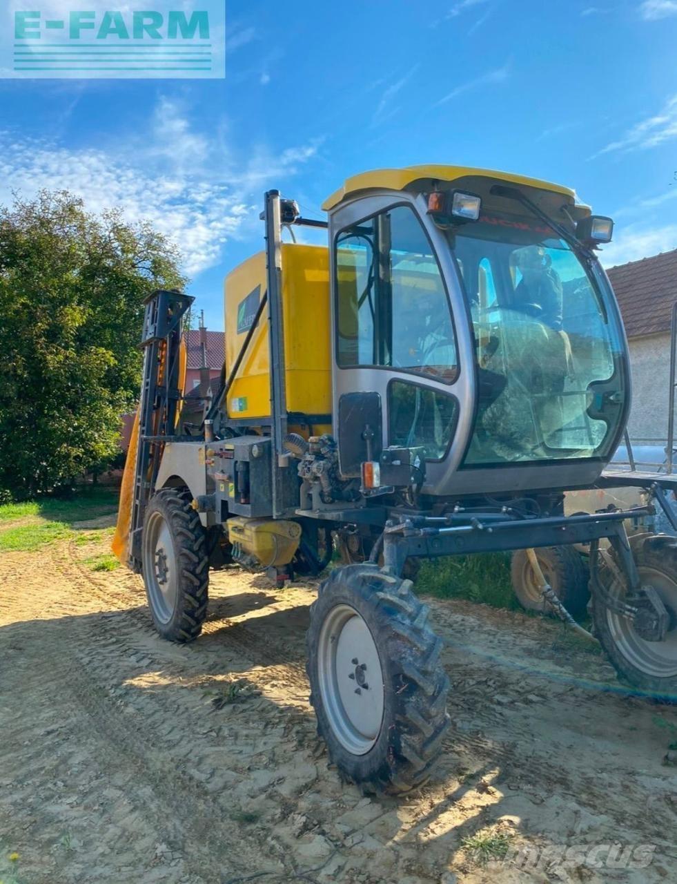 Caffini 2500 牵引式喷雾机