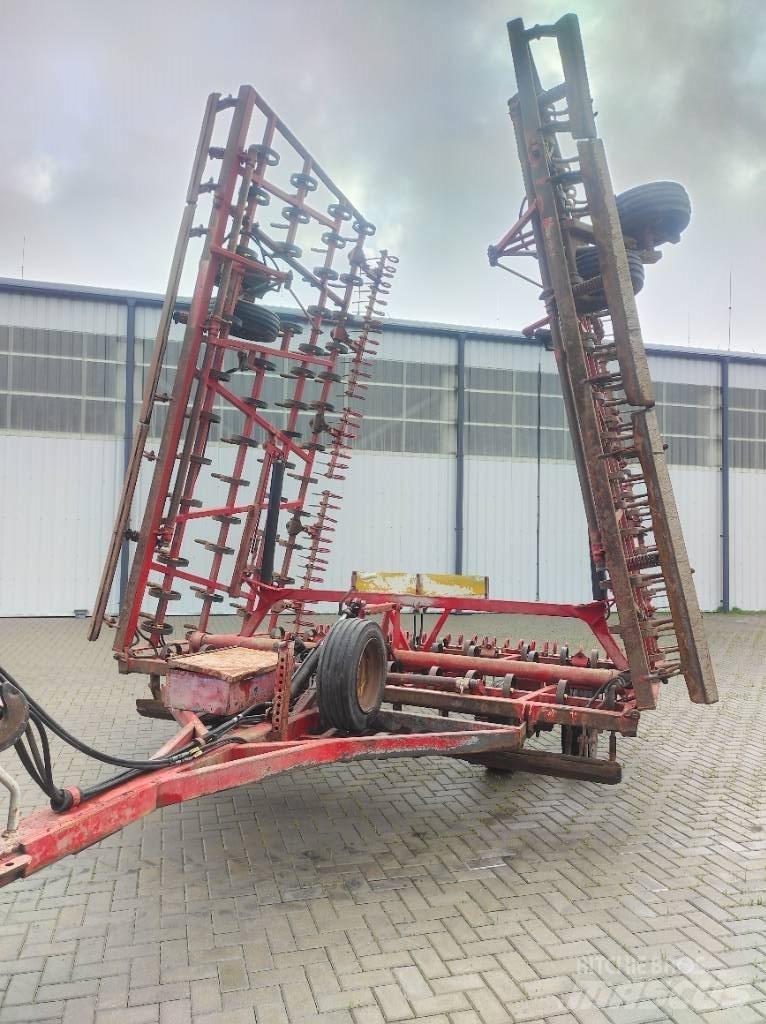 Väderstad NZ 手扶中耕机