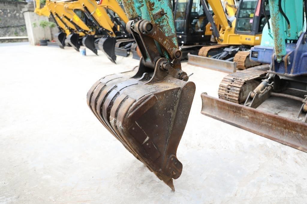 IHI 68 NS 小型挖掘机