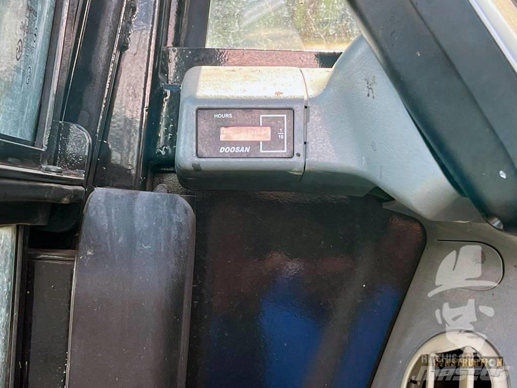 Bobcat E 63 小型挖掘机