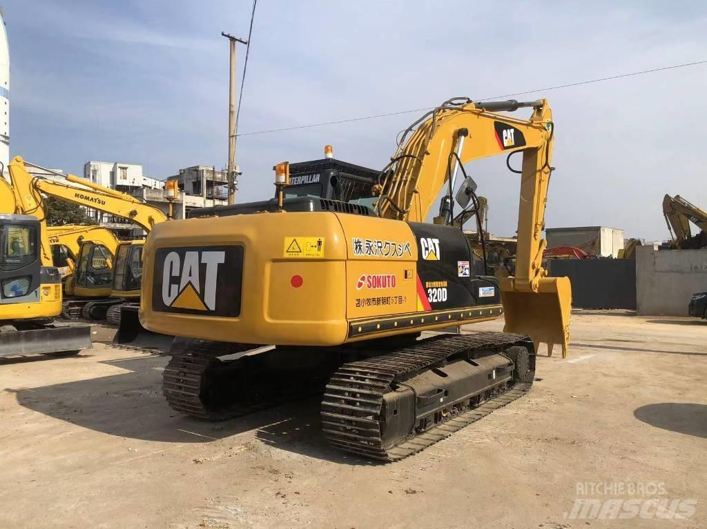 CAT 320 D 履带挖掘机